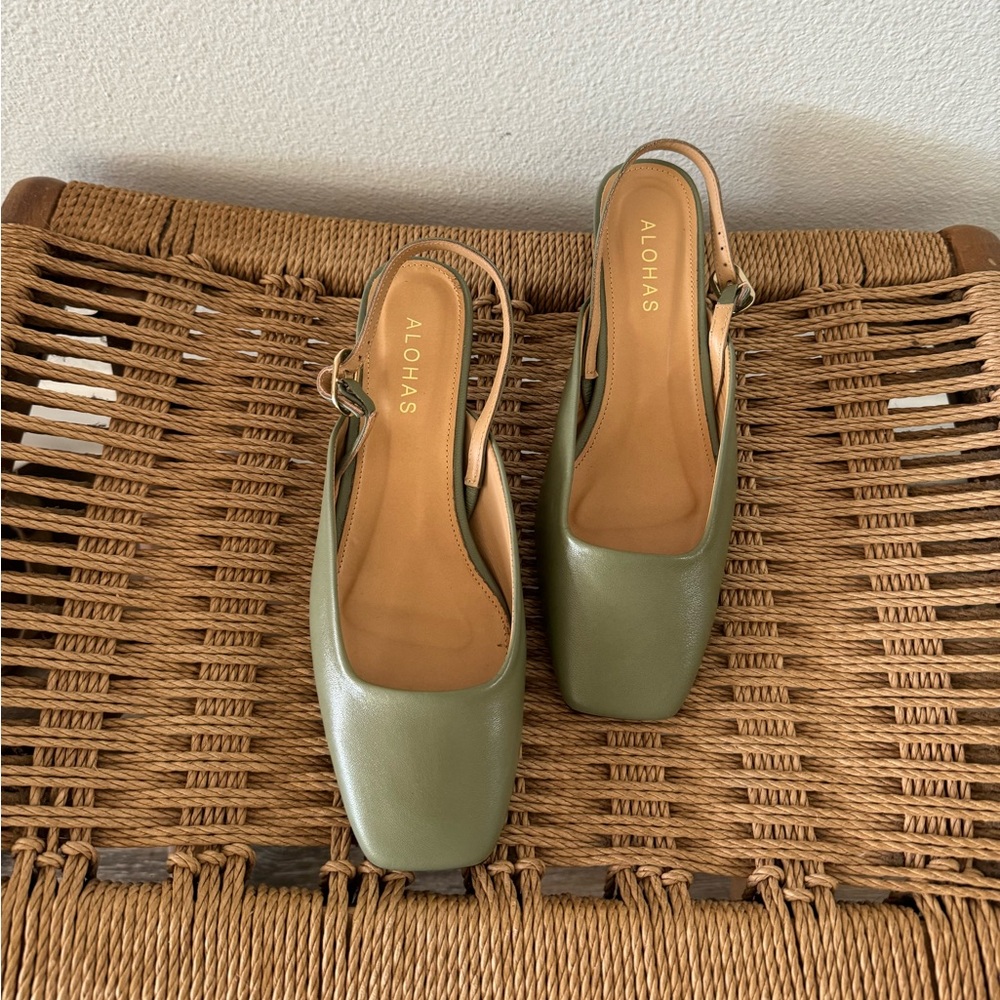 ALOHAS Lindy Pumps